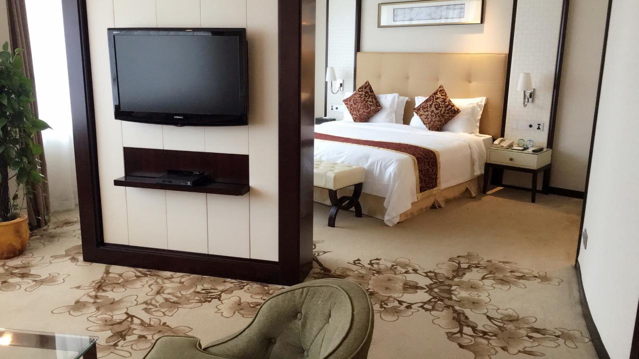 Chunjiang Lushan Hotel Shenzhen Zewnętrze zdjęcie